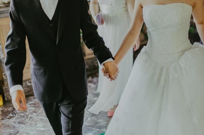 35-Year-Old Professor’s Strict Girlfriend Criteria Sparks Controversy Online
